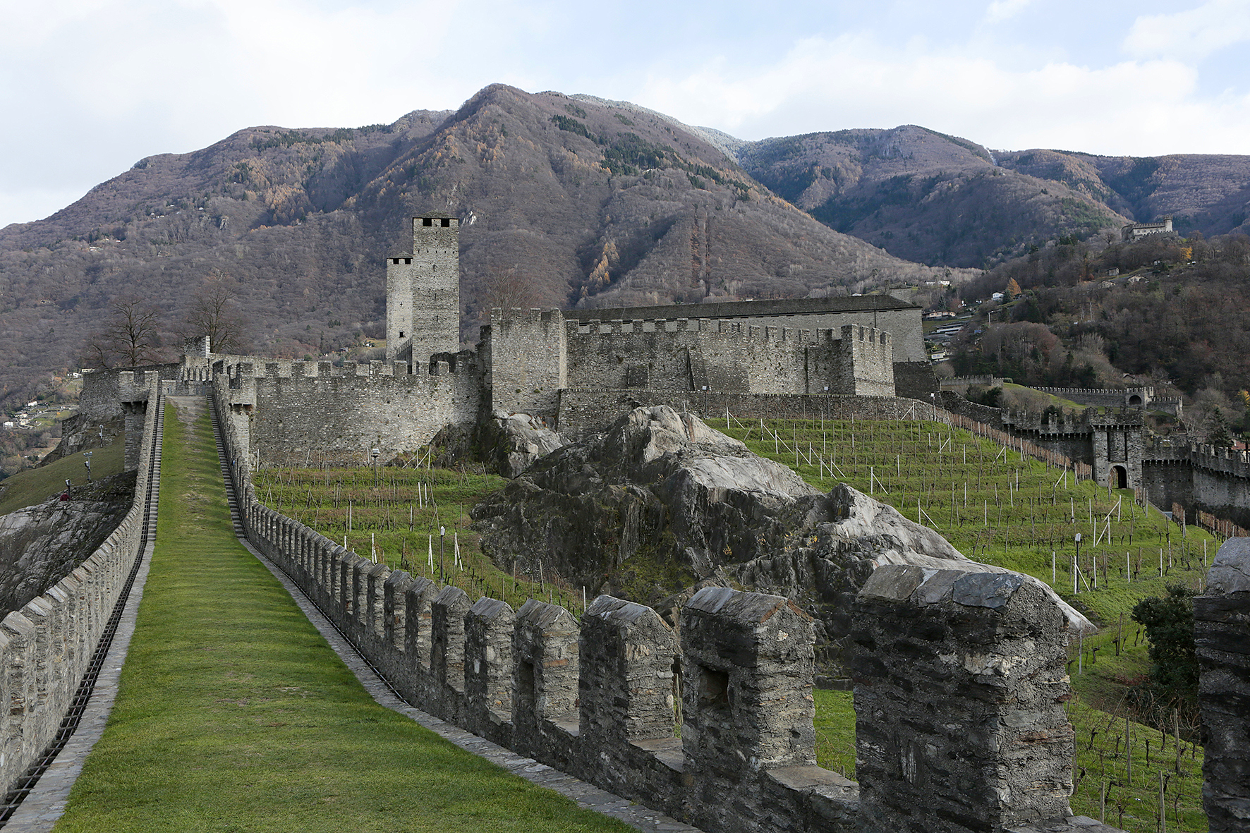 Mostre, percorsi guidati e nuove tecnologie a misura di turista: un grande investimento per valorizzare la Fortezza di Bellinzona