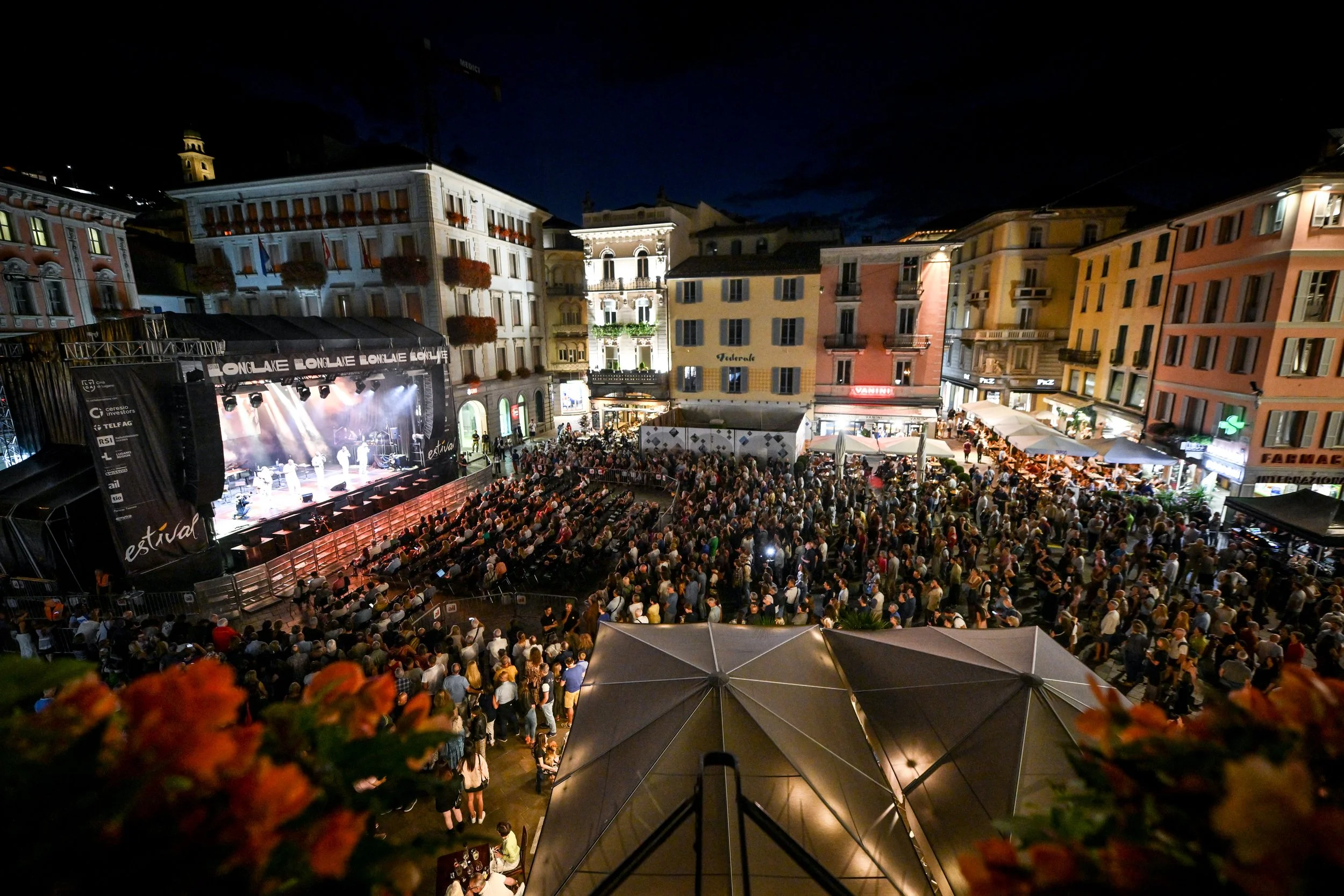 Antonello Venditti, artisti di strada e sonorit&agrave; latine per il LongLake Festival a Lugano